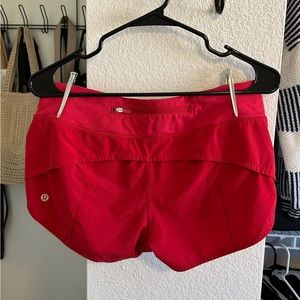 Speed Up Low-rise Short 2.5” Lululemon red shorts size 6